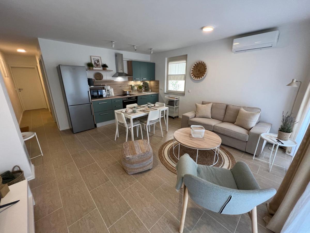 Sunset Huus Apartment Starigrad Paklenica Luaran gambar